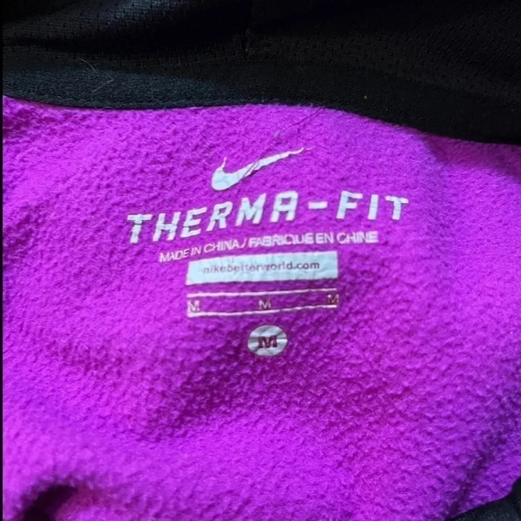 Nike Women’s Therma-fit size Medium M magenta Purple hoodie Just Do It pull over - Picture 9 of 9